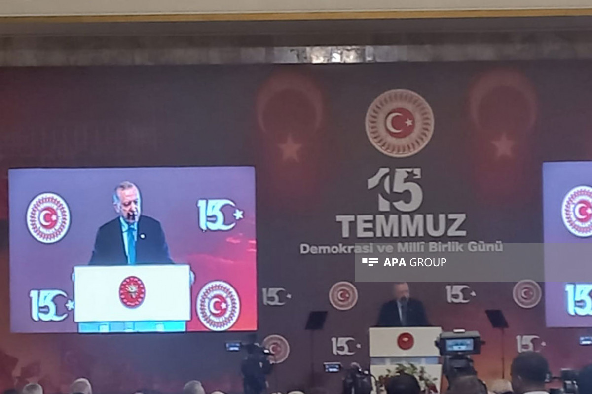 Ərdoğan: 15 iyulda xalqın mübarizəsi həm də işğalın qarşısını aldı