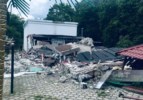 Rusiya Xarkov vilayətini atəşə tutub, 5 nəfər ölüb