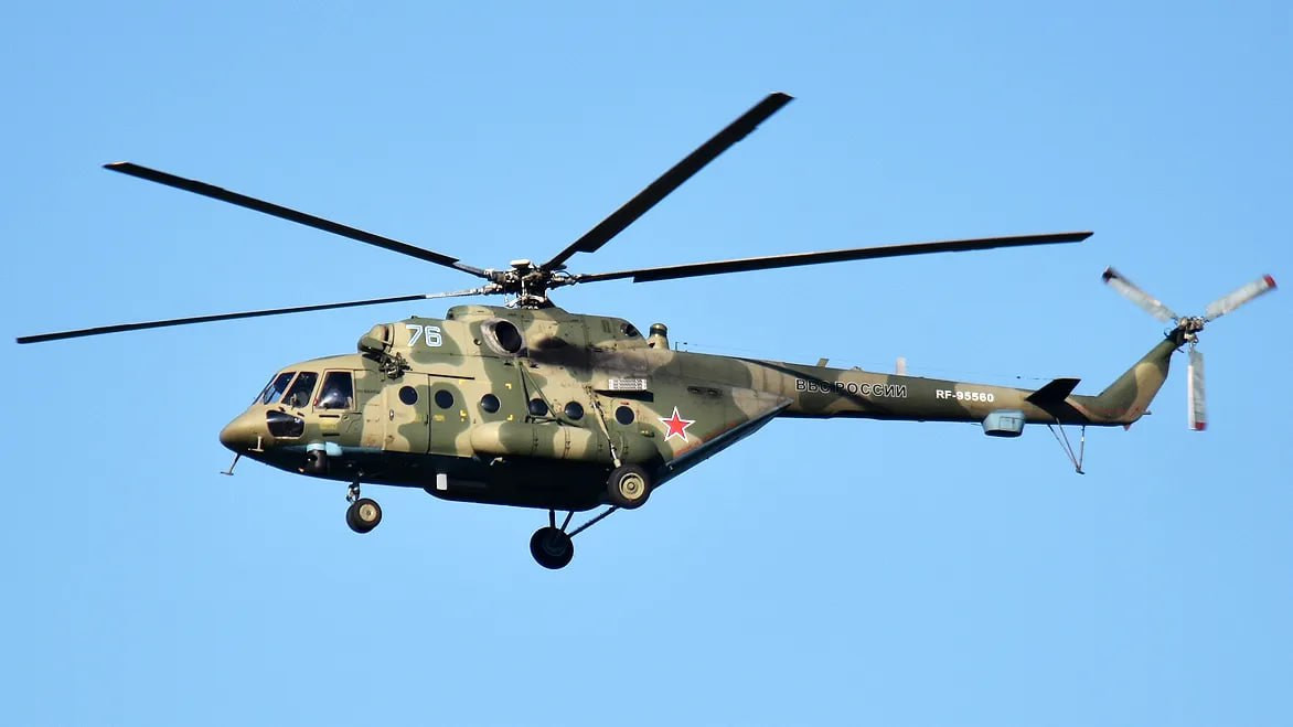 Rusiyada Mi-8 helikopteri radardan itib