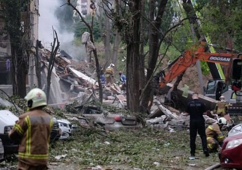 Rusiyanın Kiyevə aviazərbələr nəticəsində ölənlərin sayı 16-ya çatıb