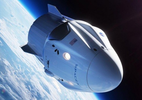 “SpaceX” Trampın bəyanatları səbəbindən “Dragon” gəmilərini istismardan çıxaracaq