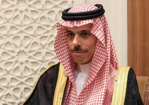 Səudiyyə Ərəbistanının XİN rəhbəri iranlı həmkarı ilə İsrailin hücumlarını müzakirə edib