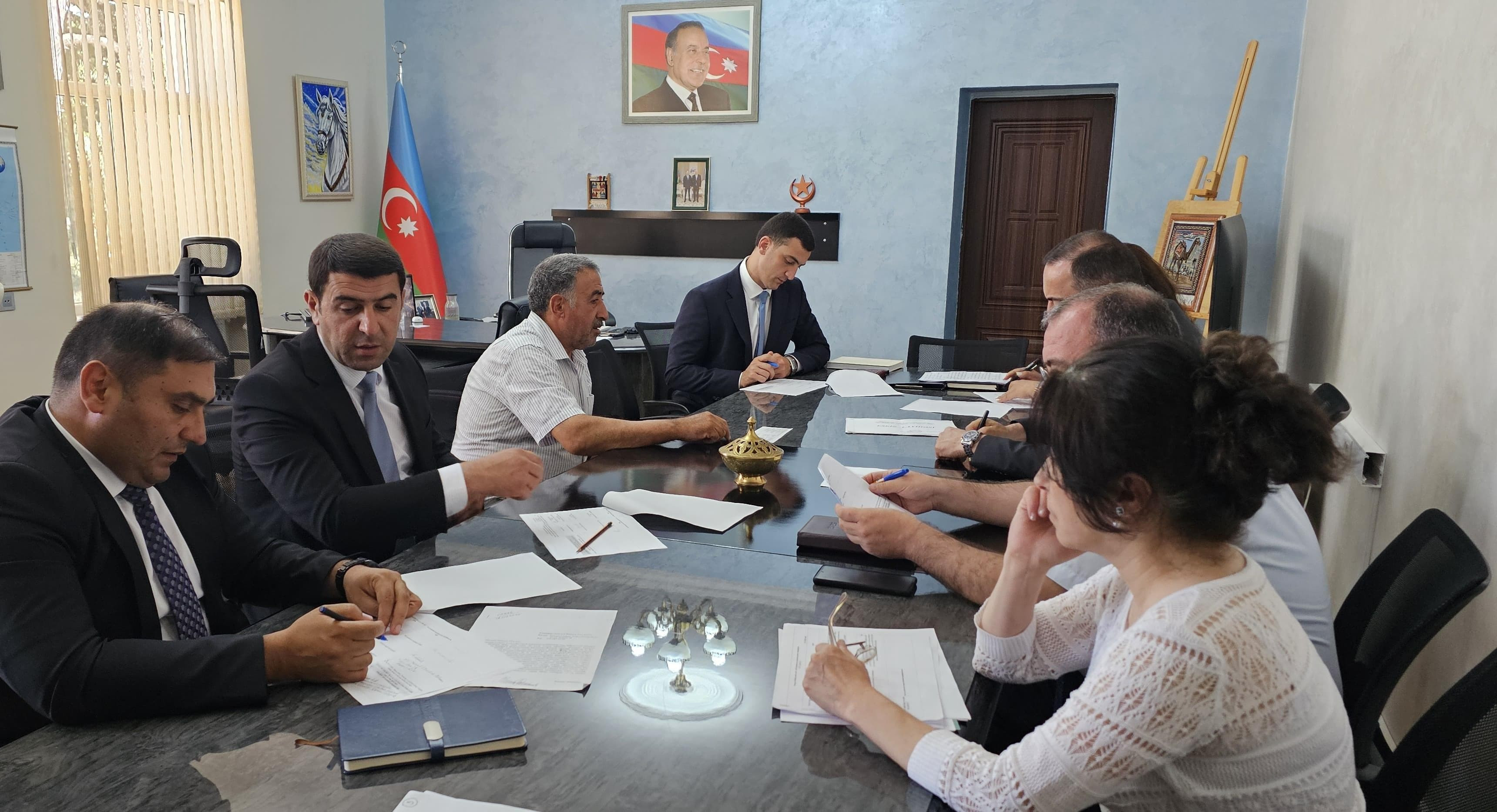 Sumqayıt bələdiyyəsinin sədri vətəndaşları qəbul edib