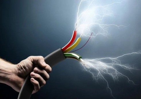 Sumqayıt sakinini elektrik cərəyanı vuraraq öldürüb