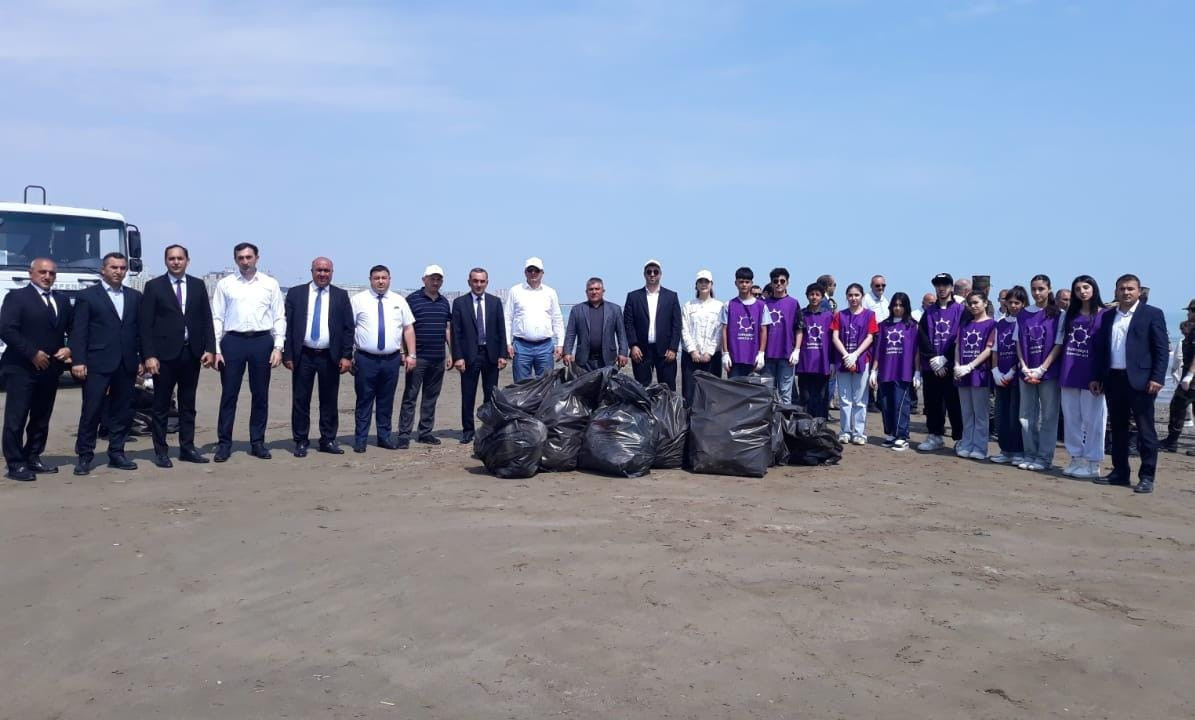 Sumqayıtda Ümumdünya Ətraf Mühitin Mühafizəsi Günü münasibətilə sahilyanı təmizlik aksiyaları keçirilib - FOTO