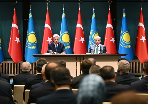 Tokayev türk biznesmenlərini Qazaxıstana dəvət edib
