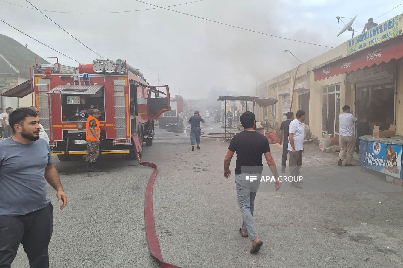 Ucarda mərkəzi bazarda başlayan yanğın söndürülüb - FOTOLENT - YENİLƏNİB-2