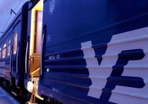 “Ukrzaliznıtsya”: Dnepropetrovsk vilayətinə hücum nəticəsində qatar zədələnib