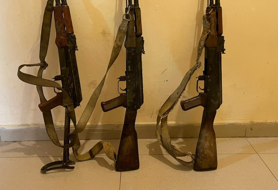 Xankəndidə pulemyot və avtomat silahları aşkarlanıb