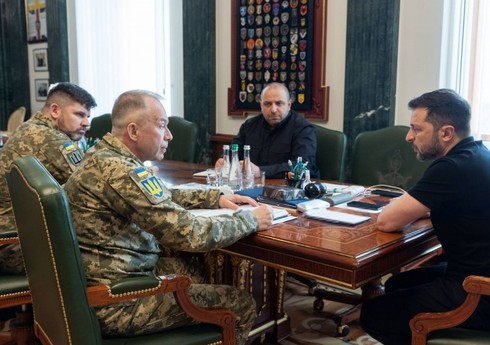 Zelenski Rusiyanın dərinliklərinə zərbələr endiriləcəyi anonsunu verib